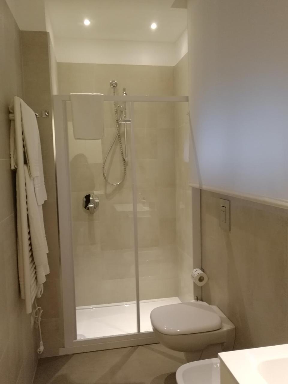 Gatto Bianco Apartment บารี ภายนอก รูปภาพ