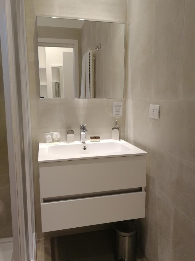 Gatto Bianco Apartment บารี ภายนอก รูปภาพ